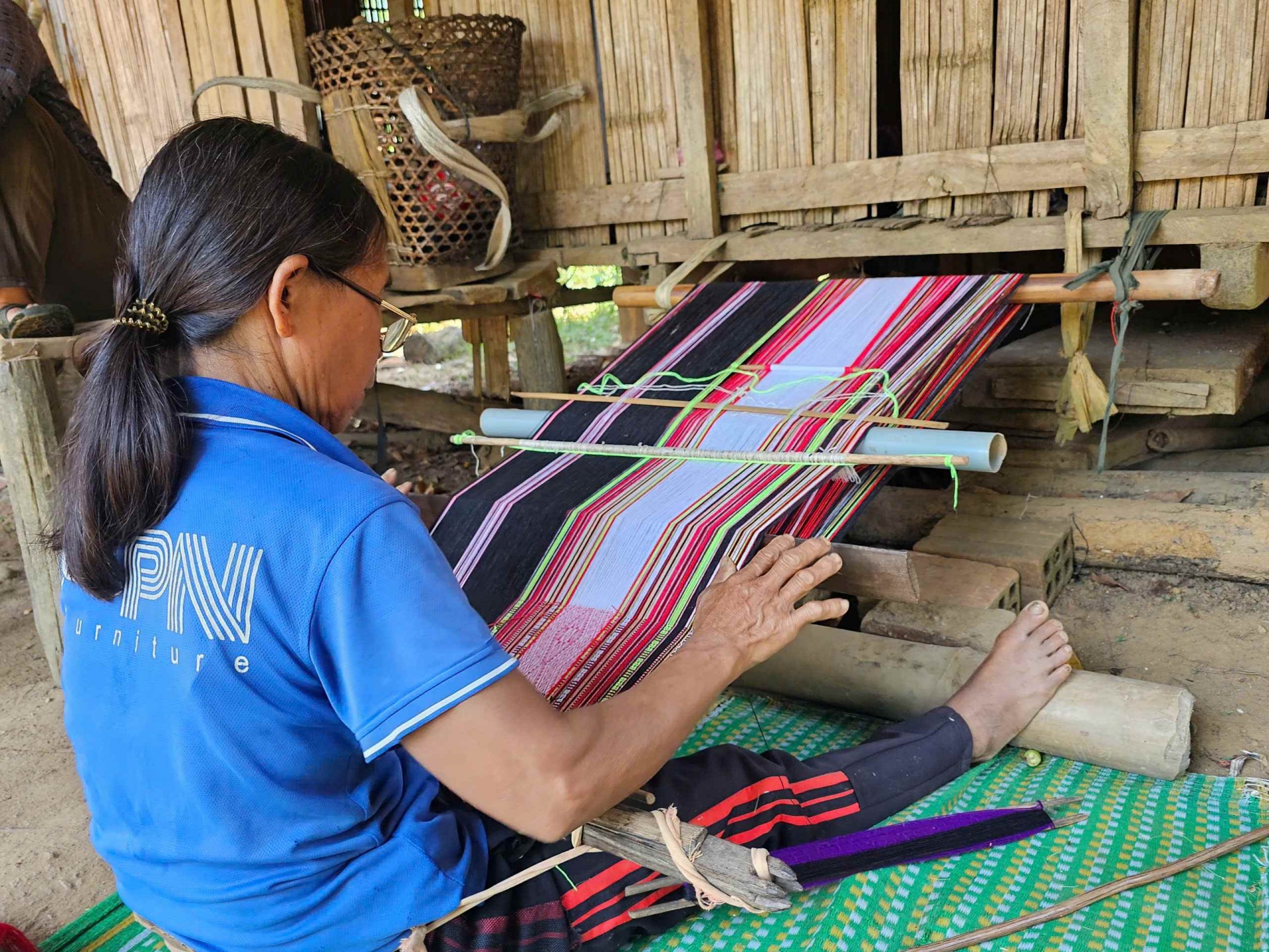 Bình Định: Bảo tồn và phát triển Làng nghề dệt thổ cẩm xã Vĩnh Hiệp