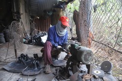 Hỗ trợ đổi mới công nghệ, giảm ô nhiễm tại các làng nghề
