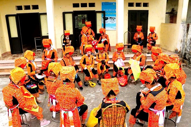 Phát triển nghề truyền thống ở vùng đồng bào dân tộc thiểu số Phát triển nghề truyền thống ở vùng đồng bào dân tộc thiểu số