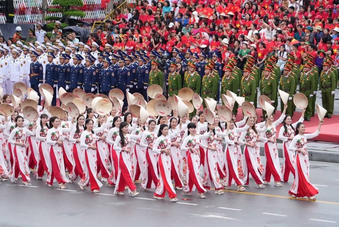 Hải Phòng: Tổng duyệt chương trình cho lễ kỷ niệm 70 năm ngày giải phóng Hải Phòng - thành phố Anh hùng và lễ hội Hoa Phượng đỏ 2025 Hải phòng: Tổng duyệt chương trình cho lễ kỷ niệm 70 năm ngày giải phóng Hải Phòng   thành phố Anh hùng và lễ hội Hoa Phượng đỏ 2025