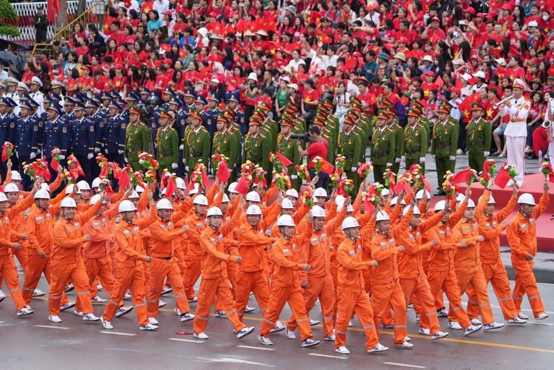 Hải Phòng: Tổng duyệt chương trình cho lễ kỷ niệm 70 năm ngày giải phóng Hải Phòng - thành phố Anh hùng và lễ hội Hoa Phượng đỏ 2025 Hải phòng: Tổng duyệt chương trình cho lễ kỷ niệm 70 năm ngày giải phóng Hải Phòng   thành phố Anh hùng và lễ hội Hoa Phượng đỏ 2025