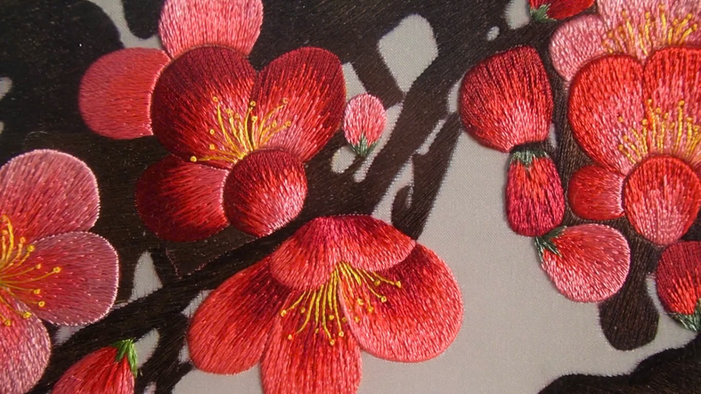 Làng nghề thêu Xuân Nẻo: Thêu hồn dân tộc, dệt màu quê hương