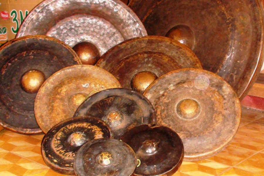 Nghệ nhân gìn giữ di sản cồng chiêng Tây Nguyên Nghệ nhân gìn giữ di sản cồng chiêng Tây Nguyên