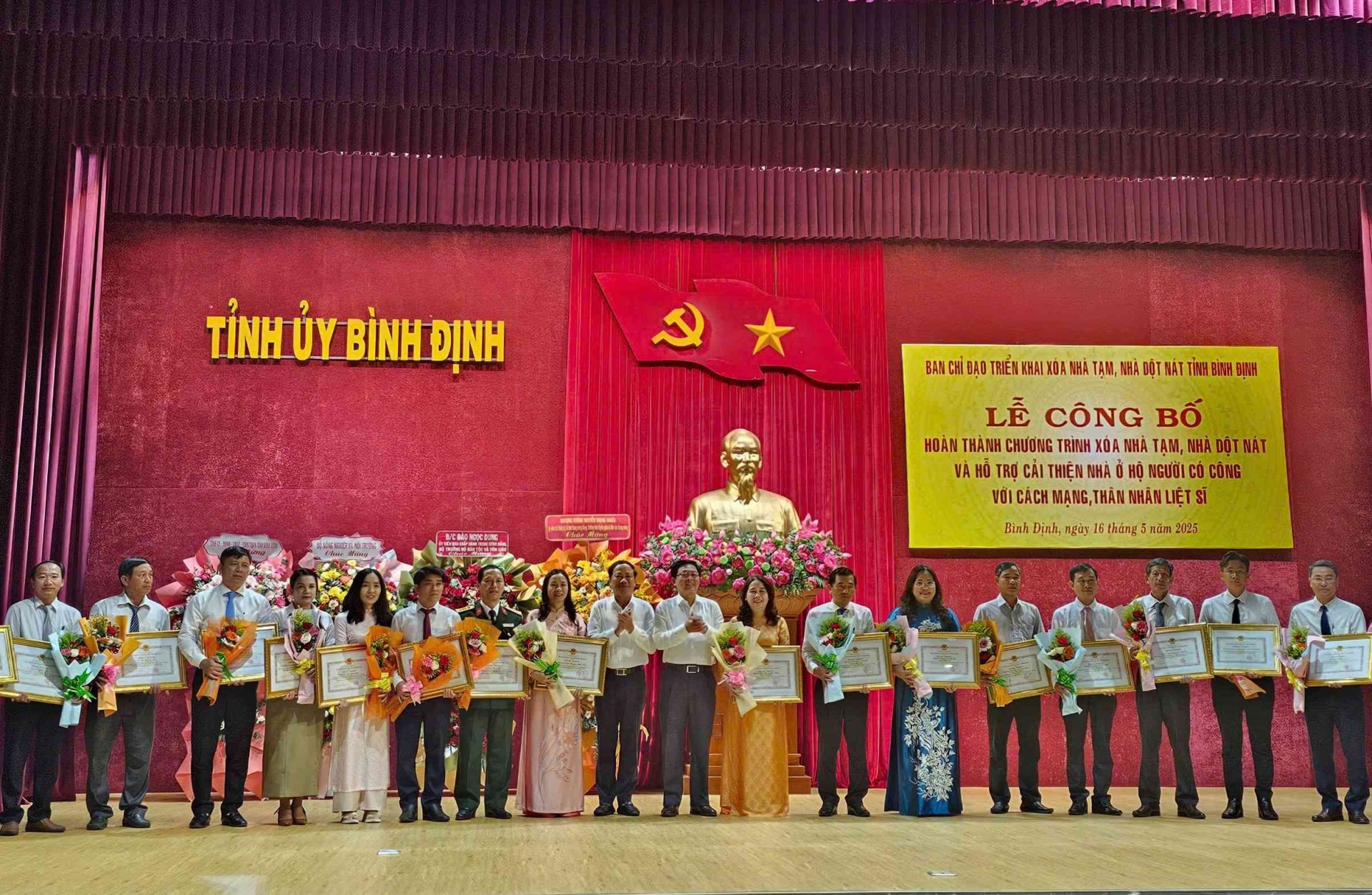 Bình Định sáng tạo, thần tốc xóa nhà tạm nhà, nhà dột nát Bình Định sáng tạo, thần tốc xóa nhà tạm nhà, nhà dột nát