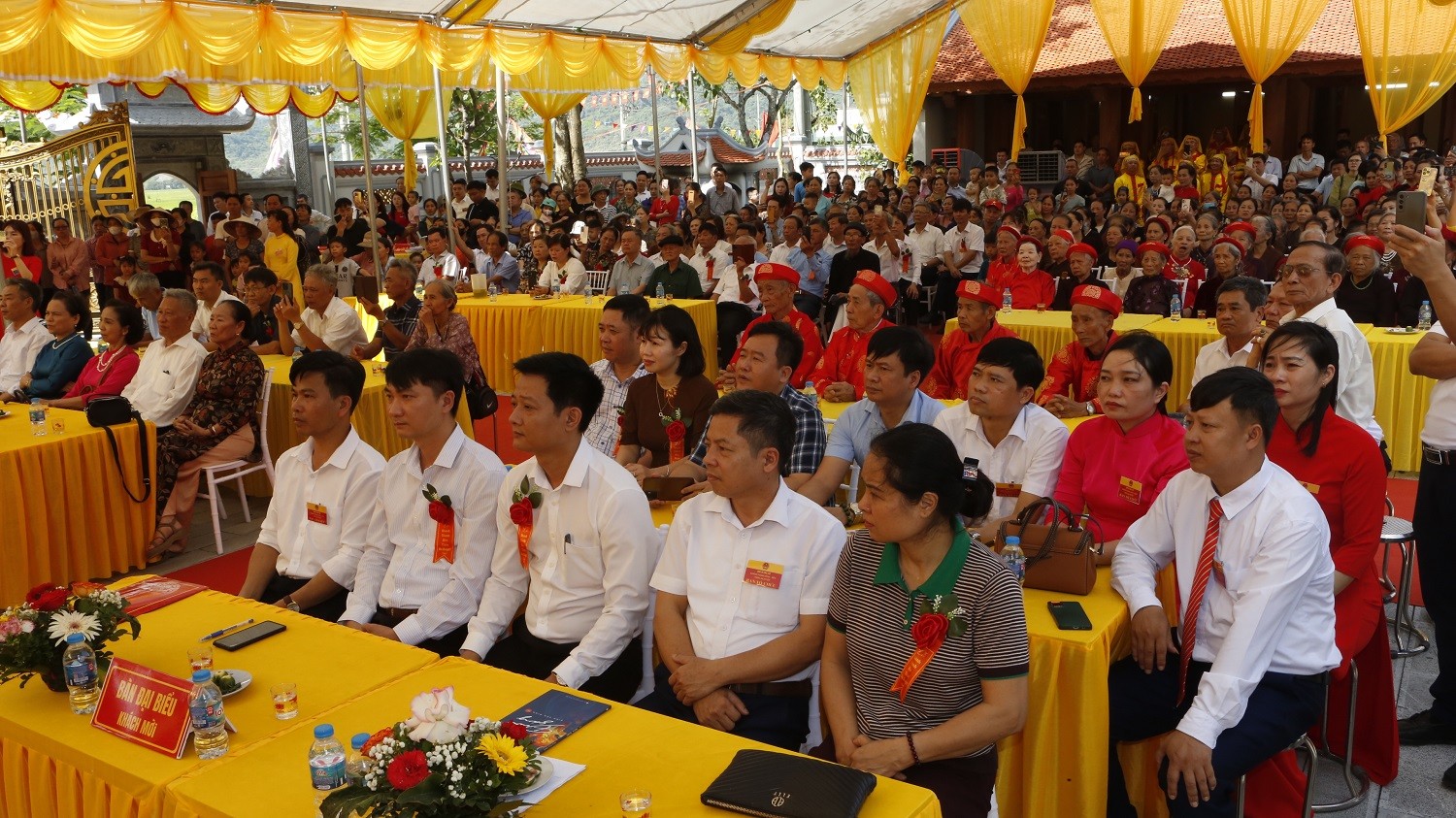 Lễ Khánh thành công trình tu bổ, tôn tạo di tích lịch sử đền An Duyệt xã Hùng Tiến