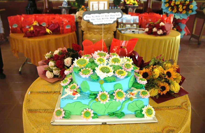 Đền Gia Định: Lễ kỷ niệm 135 năm sinh nhật Chủ tịch Hồ Chí Minh