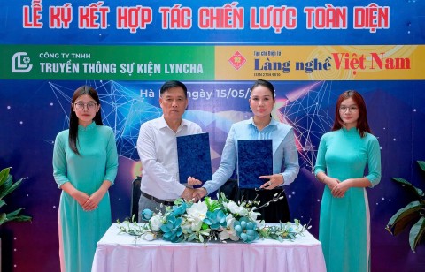 Lễ ký kết hợp tác chiến lược toàn diện giữa công ty TNHH truyền thông sự kiện LYNCHA và Tạp chí Làng nghề Việt Nam
