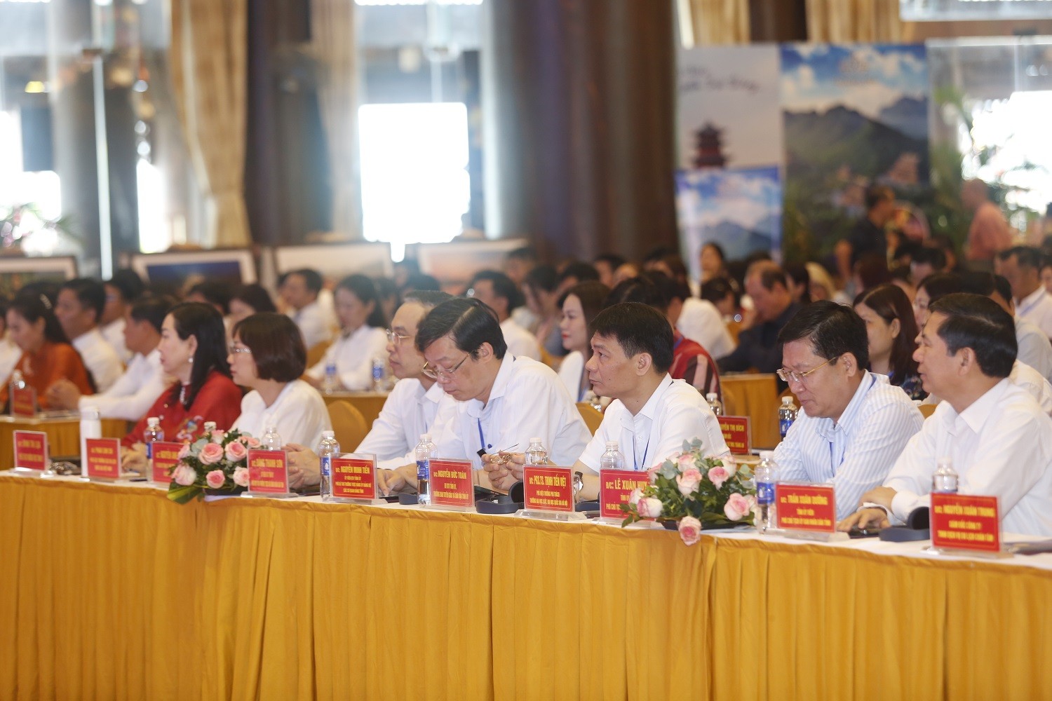 UBND tỉnh Hà Nam: Khơi thông nguồn lực để phát triển du lịch vươn tầm quốc tế UBND tỉnh Hà Nam: Khơi thông nguồn lực để phát triển du lịch vươn tầm quốc tế