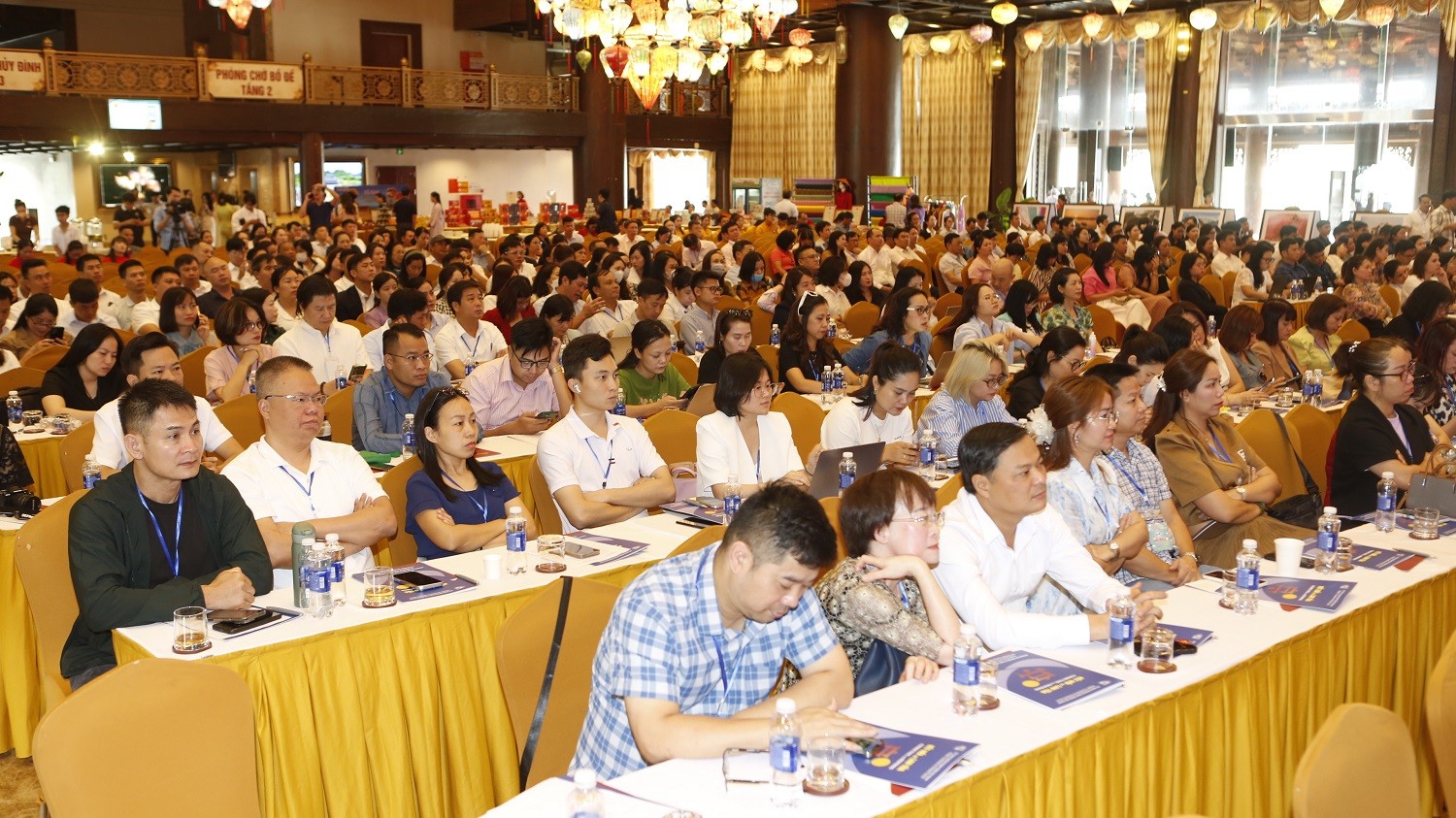 UBND tỉnh Hà Nam: Khơi thông nguồn lực để phát triển du lịch vươn tầm quốc tế UBND tỉnh Hà Nam: Khơi thông nguồn lực để phát triển du lịch vươn tầm quốc tế