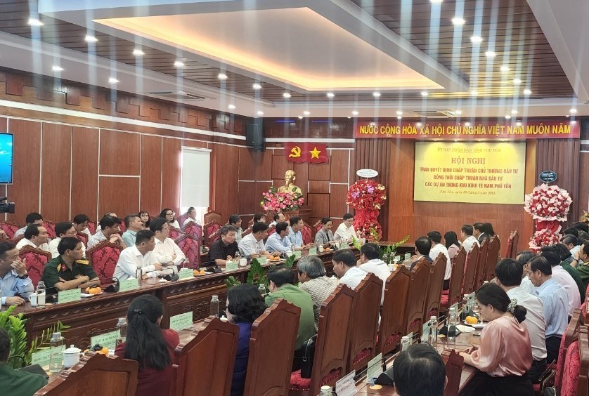 Phú Yên có thêm hai khu công nghiệp quy mô lớn tạo việc làm hàng chục ngàn lao động Phú Yên có thêm hai khu công nghiệp quy mô lớn tạo việc làm hàng chục ngàn lao động