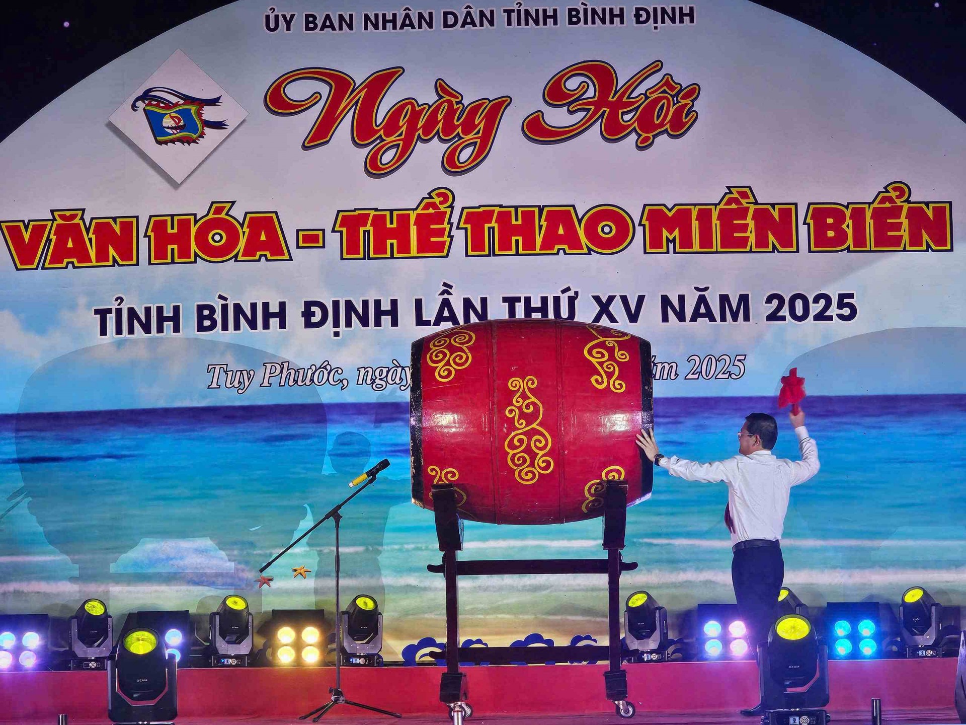 Phát huy bản sắc, giá trị văn hóa miền biển Bình Định Phát huy bản sắc, giá trị văn hóa miền biển Bình Định