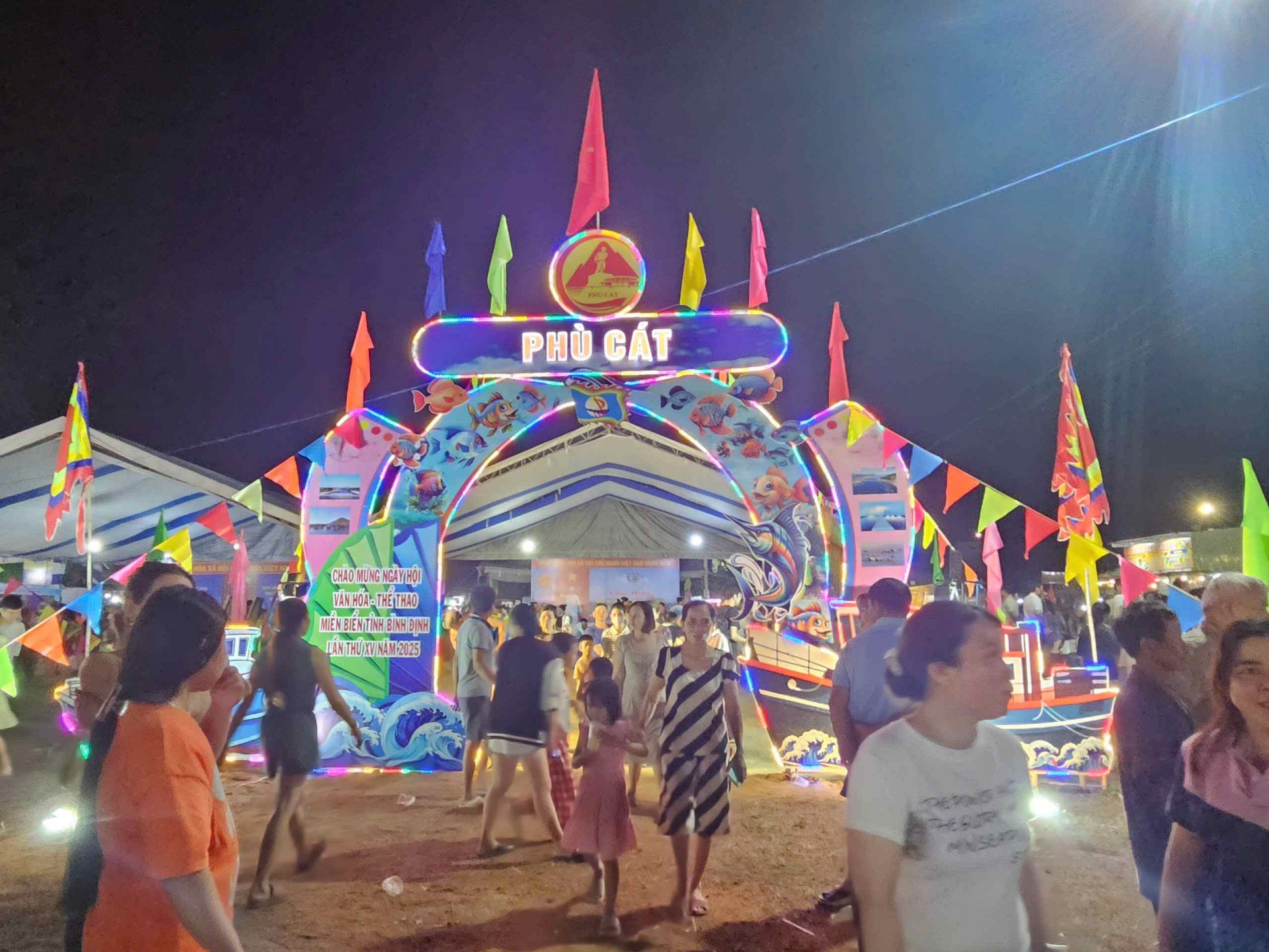 Phát huy bản sắc, giá trị văn hóa miền biển Bình Định Phát huy bản sắc, giá trị văn hóa miền biển Bình Định