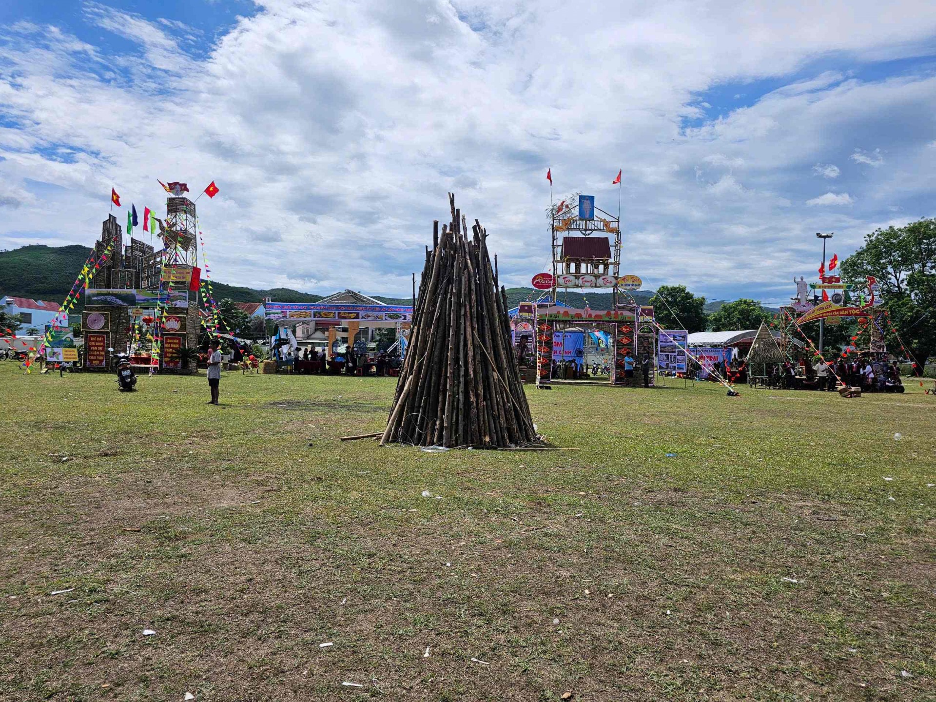 Bình Định: Vân Canh điểm đến văn hóa - du lịch - công nghiệp xanh - cộng đồng bền vững Bình Định: Vân Canh điểm đến văn hóa - du lịch - công nghiệp xanh - cộng đồng bền vững