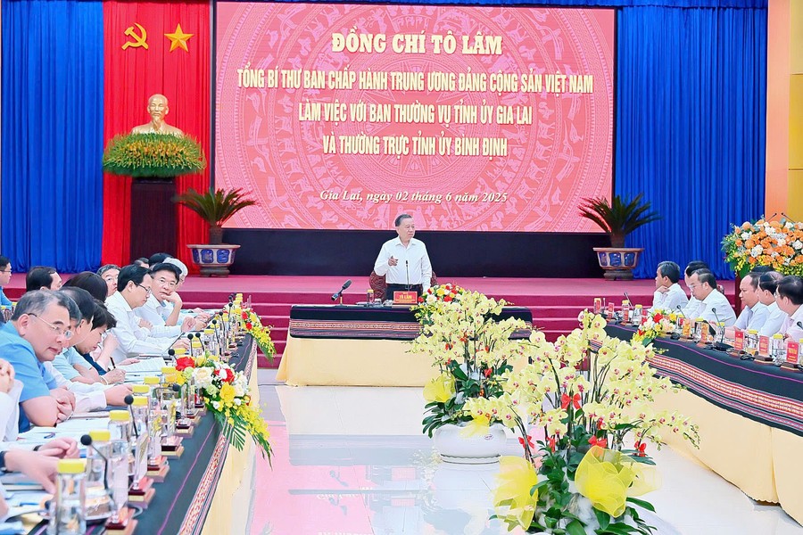 Tổng Bí thư Tô Lâm: Tỉnh Gia Lai mới sẽ là cực tăng trưởng quan trọng của khu vực Trung Trung Bộ Tổng Bí thư Tô Lâm: Tỉnh Gia Lai mới sẽ là cực tăng trưởng quan trọng của khu vực Trung Trung Bộ