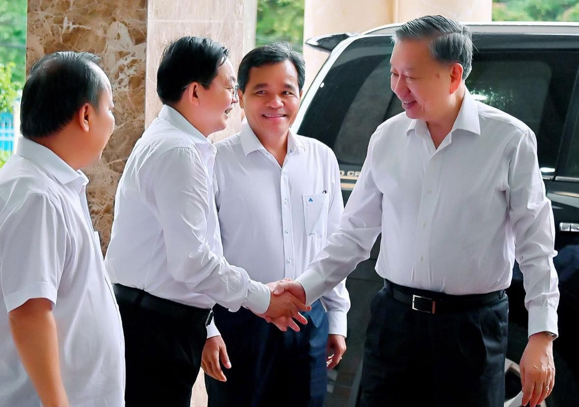 Tổng Bí thư Tô Lâm: Tỉnh Gia Lai mới sẽ là cực tăng trưởng quan trọng của khu vực Trung Trung Bộ Tổng Bí thư Tô Lâm: Tỉnh Gia Lai mới sẽ là cực tăng trưởng quan trọng của khu vực Trung Trung Bộ