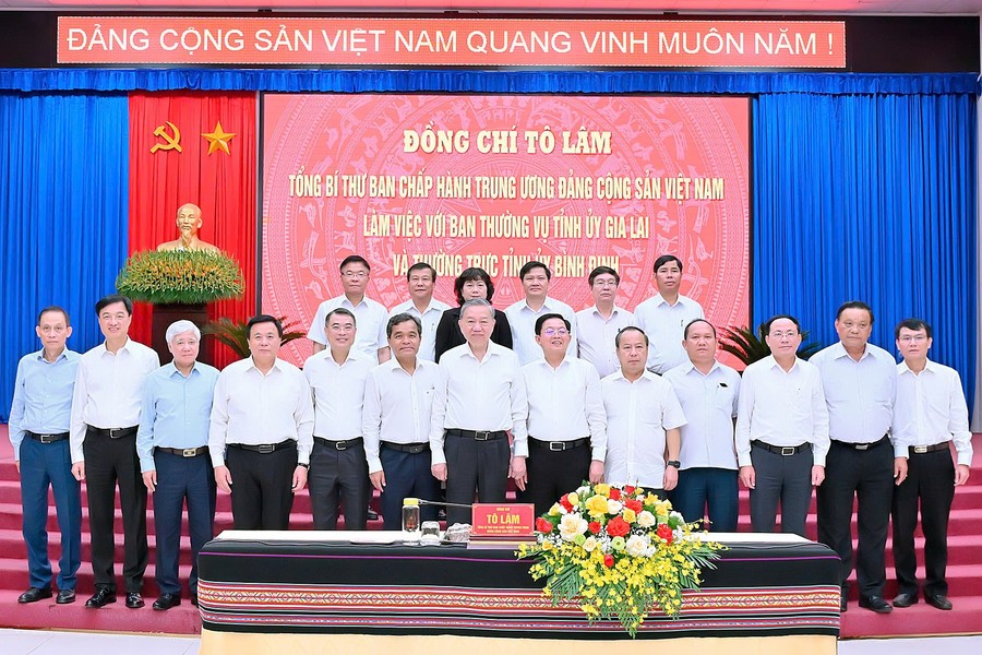 Tổng Bí thư Tô Lâm: Tỉnh Gia Lai mới sẽ là cực tăng trưởng quan trọng của khu vực Trung Trung Bộ Tổng Bí thư Tô Lâm: Tỉnh Gia Lai mới sẽ là cực tăng trưởng quan trọng của khu vực Trung Trung Bộ