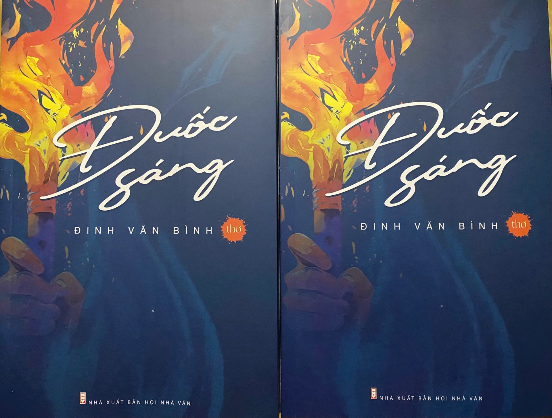 Tập thơ “Đuốc Sáng” chào mừng kỷ niệm 100 năm Ngày Báo chí Cách mạng Việt Nam