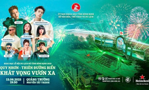 bung no dem nghe thuat khai mac le hoi du lich he binh dinh 2025