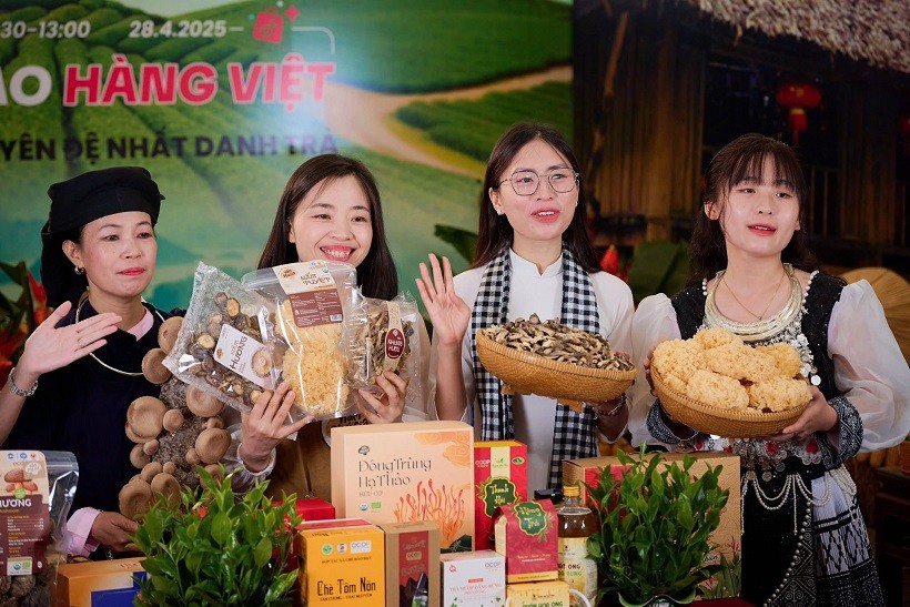 Đại Từ: Chú trọng phát triển sản phẩm OCOP gắn với xây dựng nông thôn mới Đại Từ: Chú trọng phát triển sản phẩm OCOP gắn với xây dựng nông thôn mới