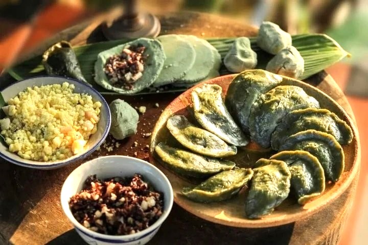 Bánh khúc làng Diềm - món ngon đặc sản Bắc Ninh