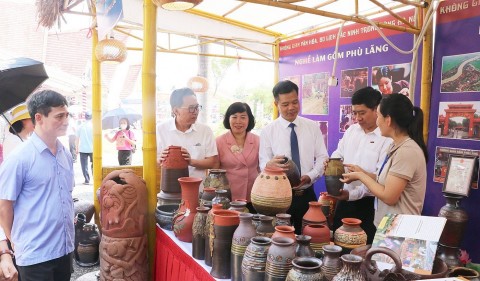 Tuần văn hóa, du lịch gốm và làng nghề truyền thống tại Bắc Ninh
