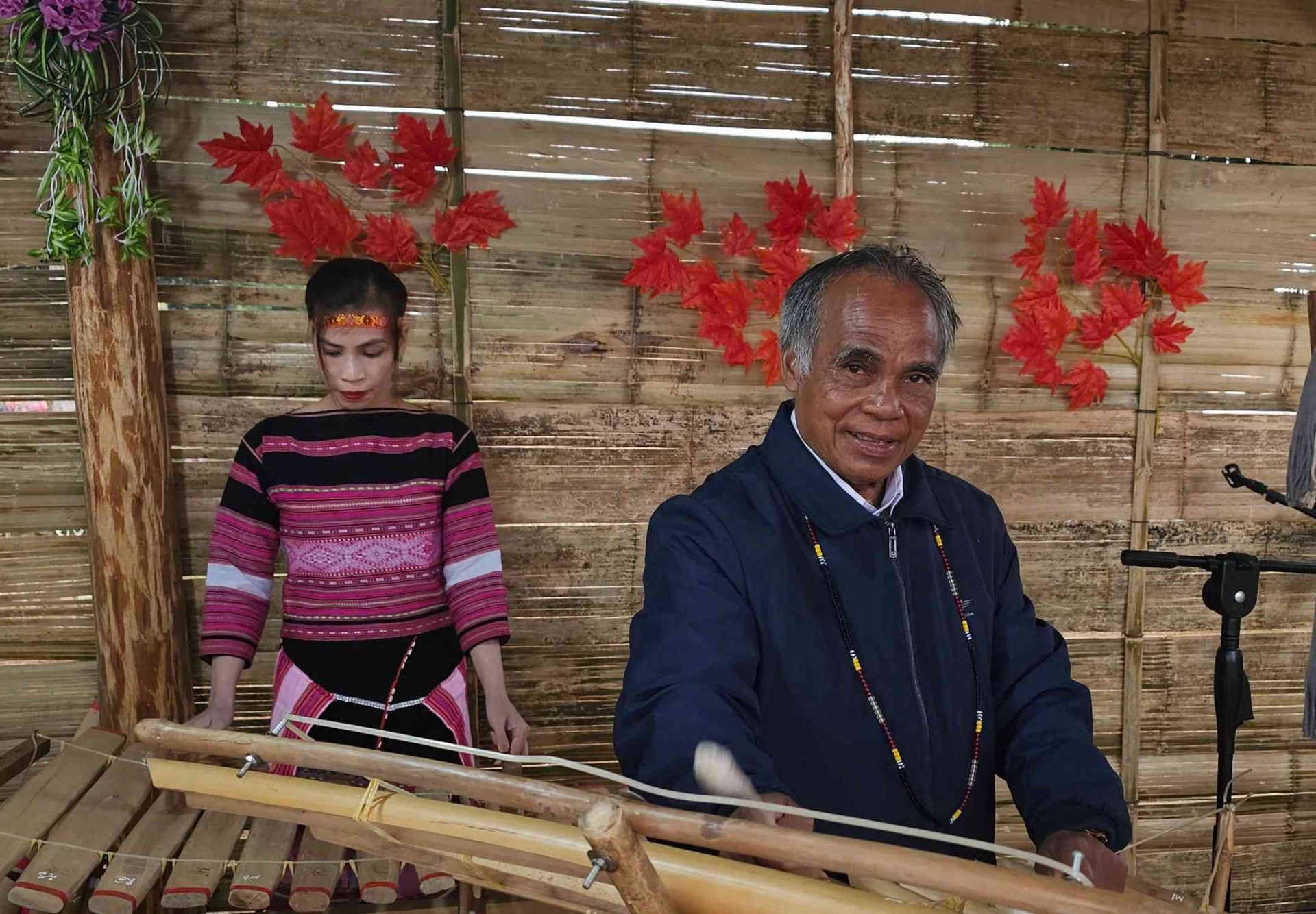 Bình Định: Nghệ nhân Nhân dân Đinh Chương “di sản sống” giữa đại ngàn Vĩnh Sơn Bình Định: Nghệ nhân Nhân dân Đinh Chương “di sản sống” giữa đại ngàn Vĩnh Sơn