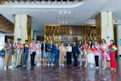 Hoa hậu và Nam vương siêu mẫu thể hình Thế giới trải nghiệm du lịch tàu hỏa Bình Định