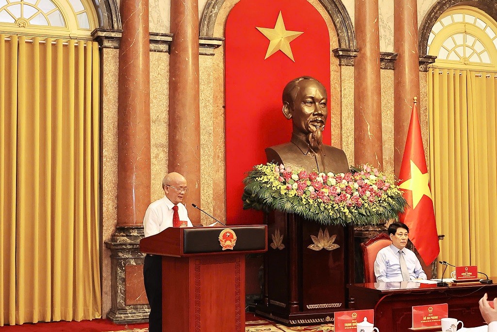 Chủ tịch nước Lương Cường gặp mặt nghệ nhân làng nghề tiêu biểu toàn quốc