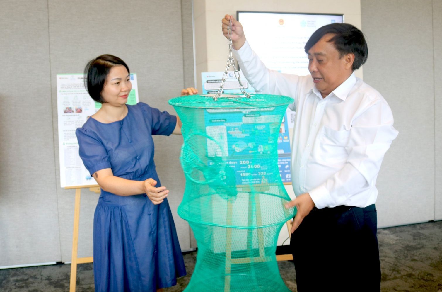 Bình Định: Mô hình “Tàu cá mang rác nhựa về bờ” thu hút sự tham gia của 200 tàu cá