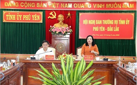 phu yen dak lak thong nhat bo tri nguoi lam viec tai co so 2 tai phu yen