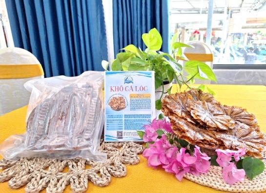  Sản phẩm khô cá lóc của HTX Nông nghiệp Thạnh Phát – TH đạt  chứng nhận OCOP 3 sao 