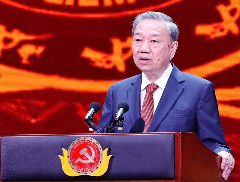 Theo Tổng Bí thư Tô Lâm, kỷ nguyên mới đòi hỏi báo chí phải phát triển tương xứng, vươn mình cùng dân tộc, xứng tầm nền báo chí chuyên nghiệp, nhân văn, hiện đại. Theo Tổng Bí thư Tô Lâm, kỷ nguyên mới đòi hỏi báo chí phải phát triển tương xứng, vươn mình cùng dân tộc, xứng tầm nền báo chí chuyên nghiệp, nhân văn, hiện đại.