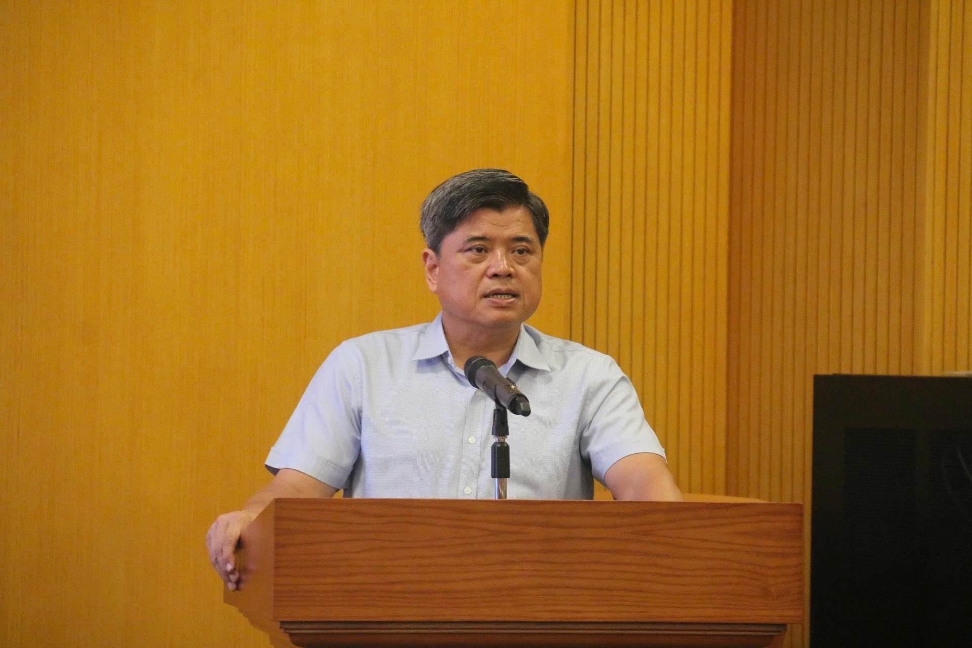 Thứ trưởng Trần Thanh Nam nêu quan điểm, Chương trình MTQG xây dựng nông thôn mới giai đoạn tới cần được nâng tầm lên một giai đoạn cao hơn theo hướng xây dựng  nông thôn mới hiện đại 