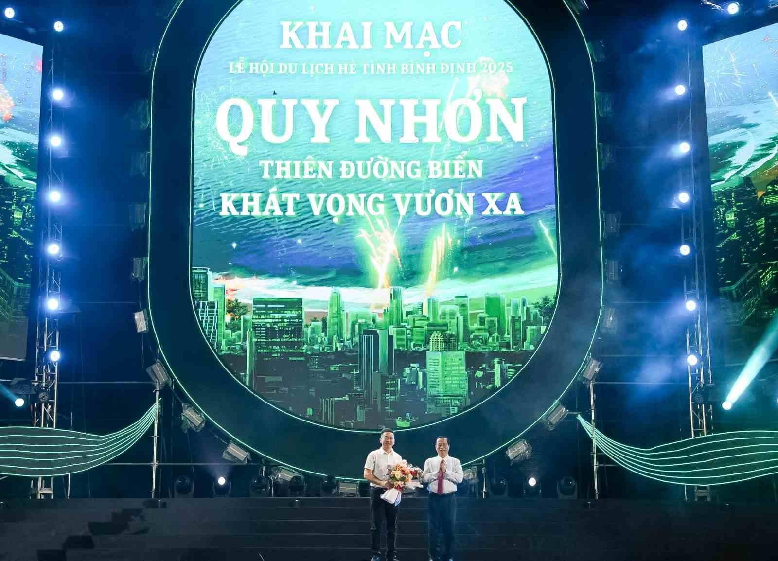 Bình Định và Gia Lai kiến tạo nên một vùng du lịch giàu bản sắc Bình Định và Gia Lai kiến tạo nên một vùng du lịch giàu bản sắc