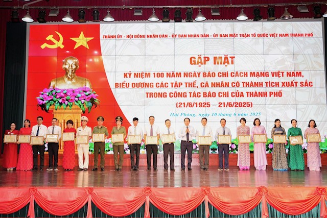 Thành phố Hải Phòng kỷ niệm 100 năm Báo chí cách mạng Việt Nam