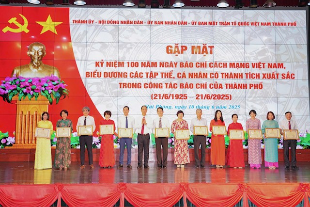 Thành phố Hải Phòng kỷ niệm 100 năm Báo chí cách mạng Việt Nam