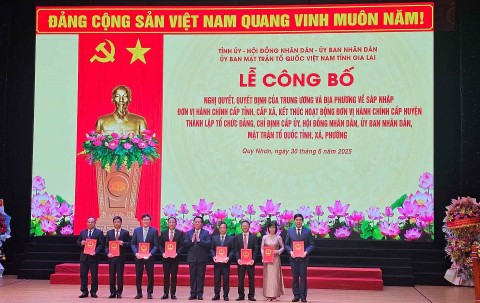 le cong bo thanh lap tinh gia lai moi mot khoi nguyen lich su mot su menh thieng lieng