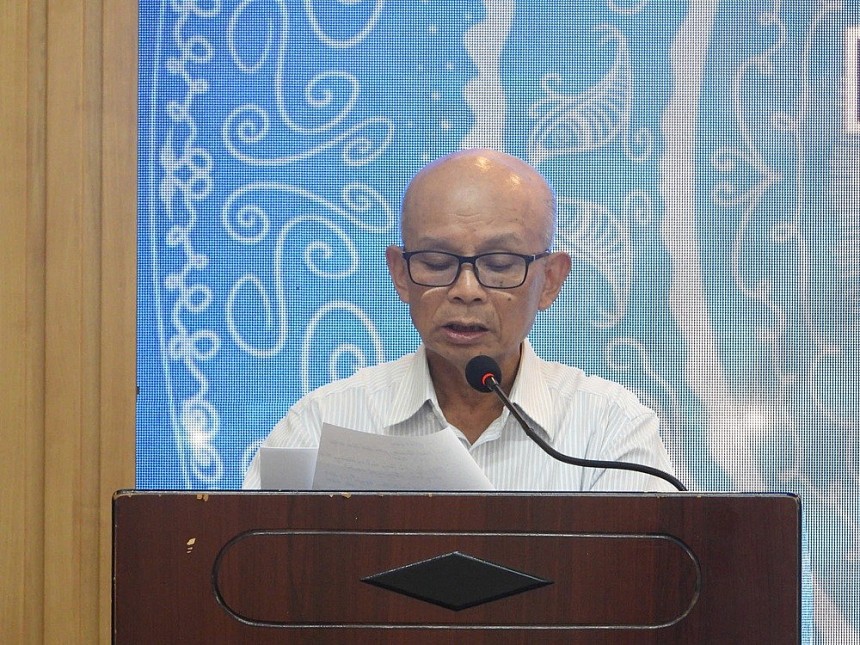 TS. Nguyễn Như Chinh, Phó Chủ tịch Hiệp hội Làng nghề Việt Nam cho rằng, người làm nghề cần sự đồng hành của cơ quan quản lý, địa phương, nhà khoa học, các tổ chức xã hội để hỗ trợ tài chính, bảo vệ và phát huy giá trị truyền thống song song với sự phát triển mới TS. Nguyễn Như Chinh, Phó Chủ tịch Hiệp hội Làng nghề Việt Nam cho rằng, người làm nghề cần sự đồng hành của cơ quan quản lý, địa phương, nhà khoa học, các tổ chức xã hội để hỗ trợ tài chính, bảo vệ và phát huy giá trị truyền thống song song với sự phát triển mới