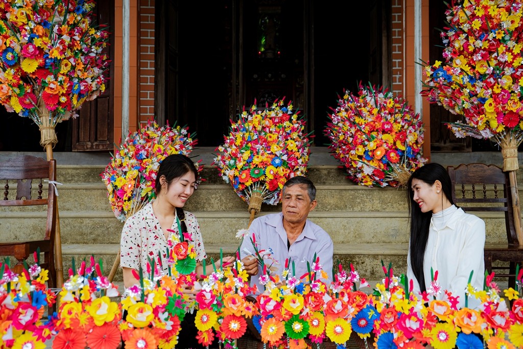 Nhịp thở mới từ làng hoa giấy Thanh Tiên Nhịp thở mới từ làng hoa giấy Thanh Tiên