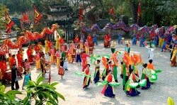 Ninh Bình: Bảo tồn và phát huy giá trị văn hóa lễ hội truyền thống