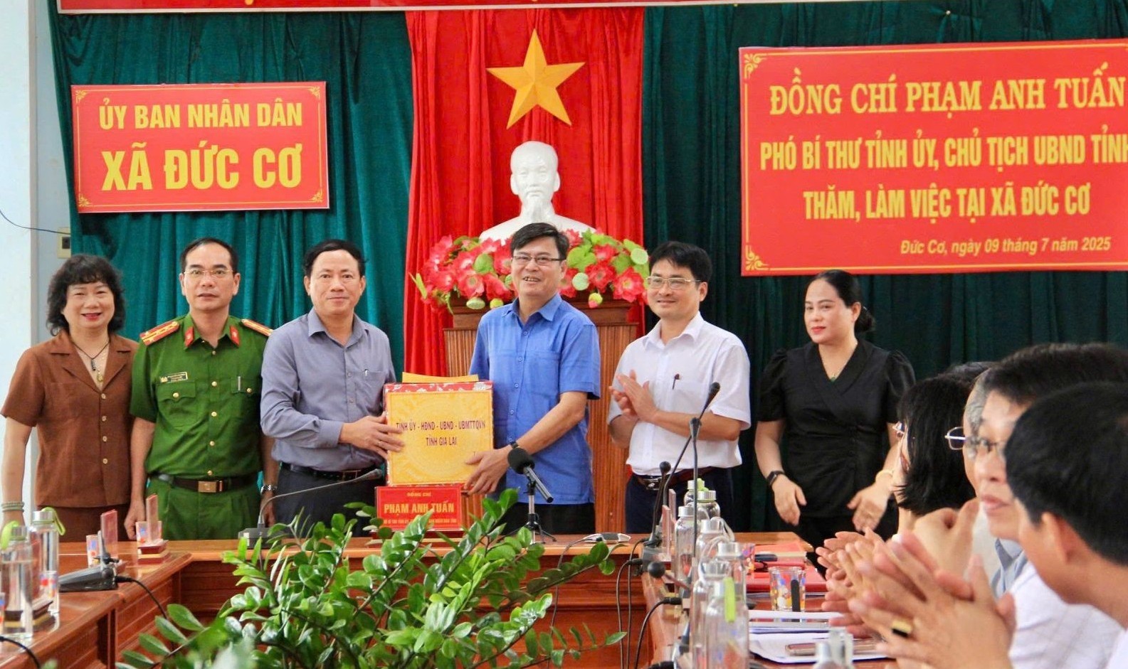 Gia Lai quyết liệt vận hành hiệu quả chính quyền hai cấp Gia Lai quyết liệt vận hành hiệu quả chính quyền hai cấp