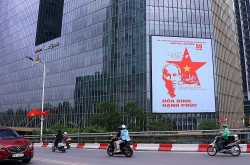 Hà Nội lắp đặt, huy động 284 màn hình LED phục vụ lễ kỷ niệm Quốc khánh 2-9