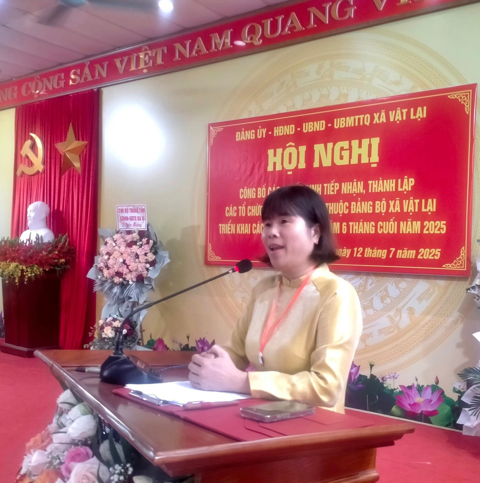 Xã Vật Lại TP Hà Nội công bố các Quyết định tiếp nhận thành lập các tổ chức thuộc Đảng bộ xã và triển khai nhiệm vụ trọng tâm 6 tháng cuối năm 2025