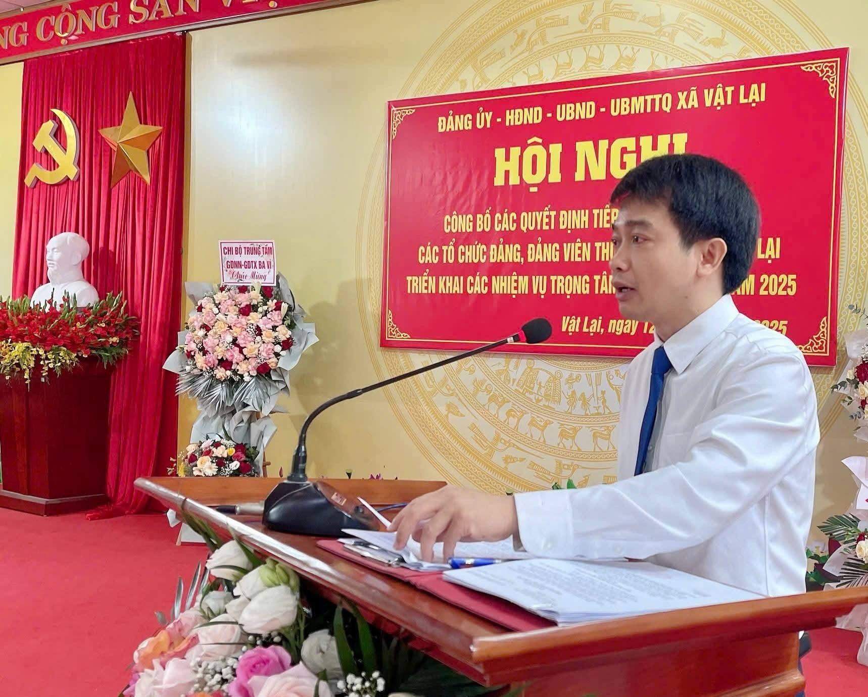 Xã Vật Lại TP Hà Nội công bố các Quyết định tiếp nhận thành lập các tổ chức thuộc Đảng bộ xã và triển khai nhiệm vụ trọng tâm 6 tháng cuối năm 2025