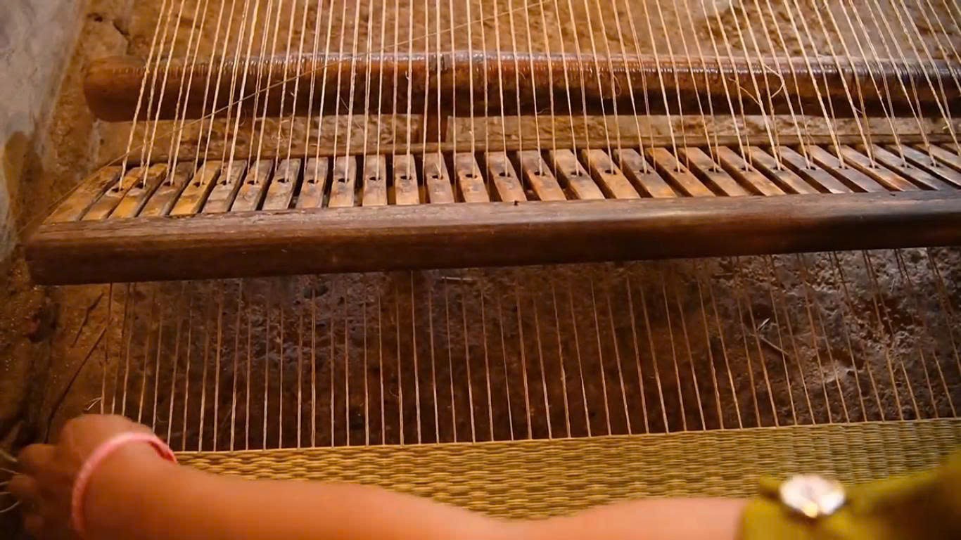 Những thông điệp nghĩa tình trên chiếu cói làng Vũ Hạ