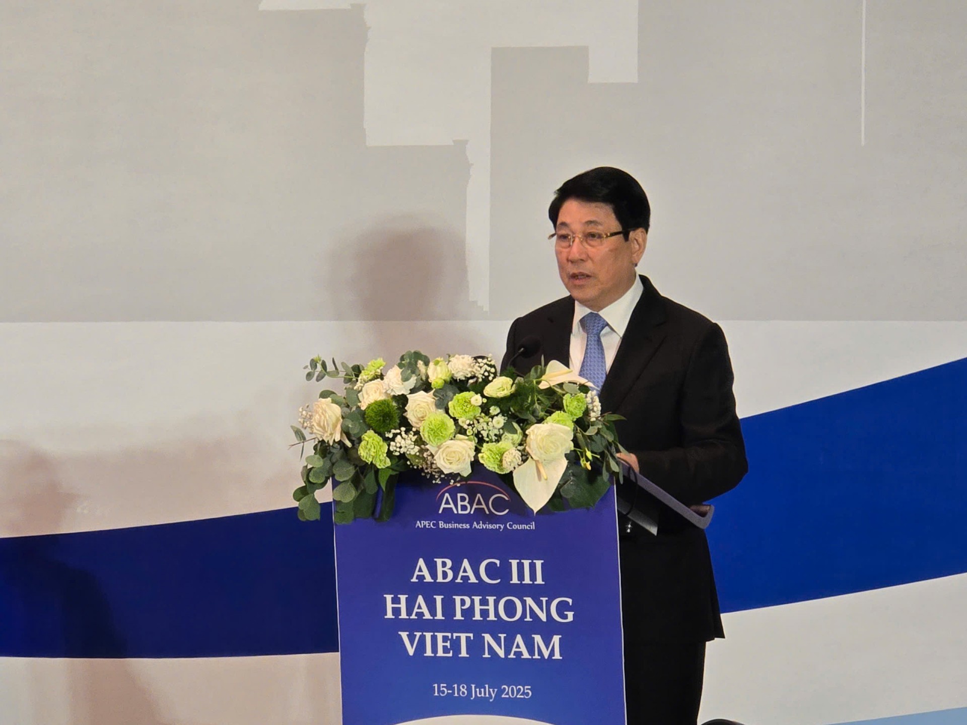 Chủ tịch nước Lương Cường Dự hội nghị xúc tiến thương mại tại Hải Phòng