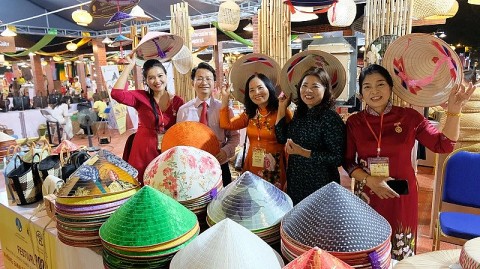 ha noi to chuc festival bao ton va phat trien lang nghe quoc te nam 2025