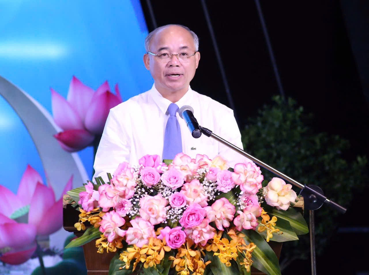 Khai mạc Trại hè kết nối kiều bào trẻ Việt Nam năm 2025 tại Đắk Lắk Khai mạc Trại hè kết nối kiều bào trẻ Việt Nam năm 2025 tại Đắk Lắk