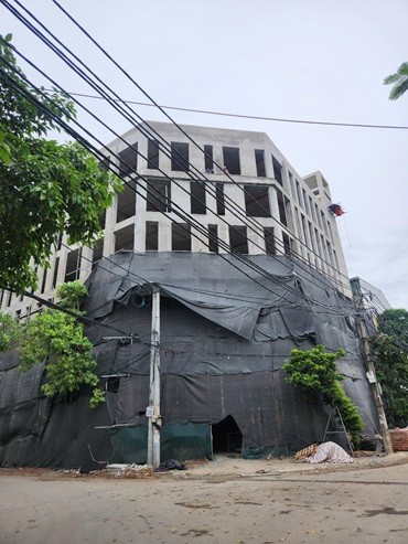 Hà Nội: Hàng loạt biệt thự, nhà cao tầng xây trái phép trên đất cụm công nghiệp làng nghề