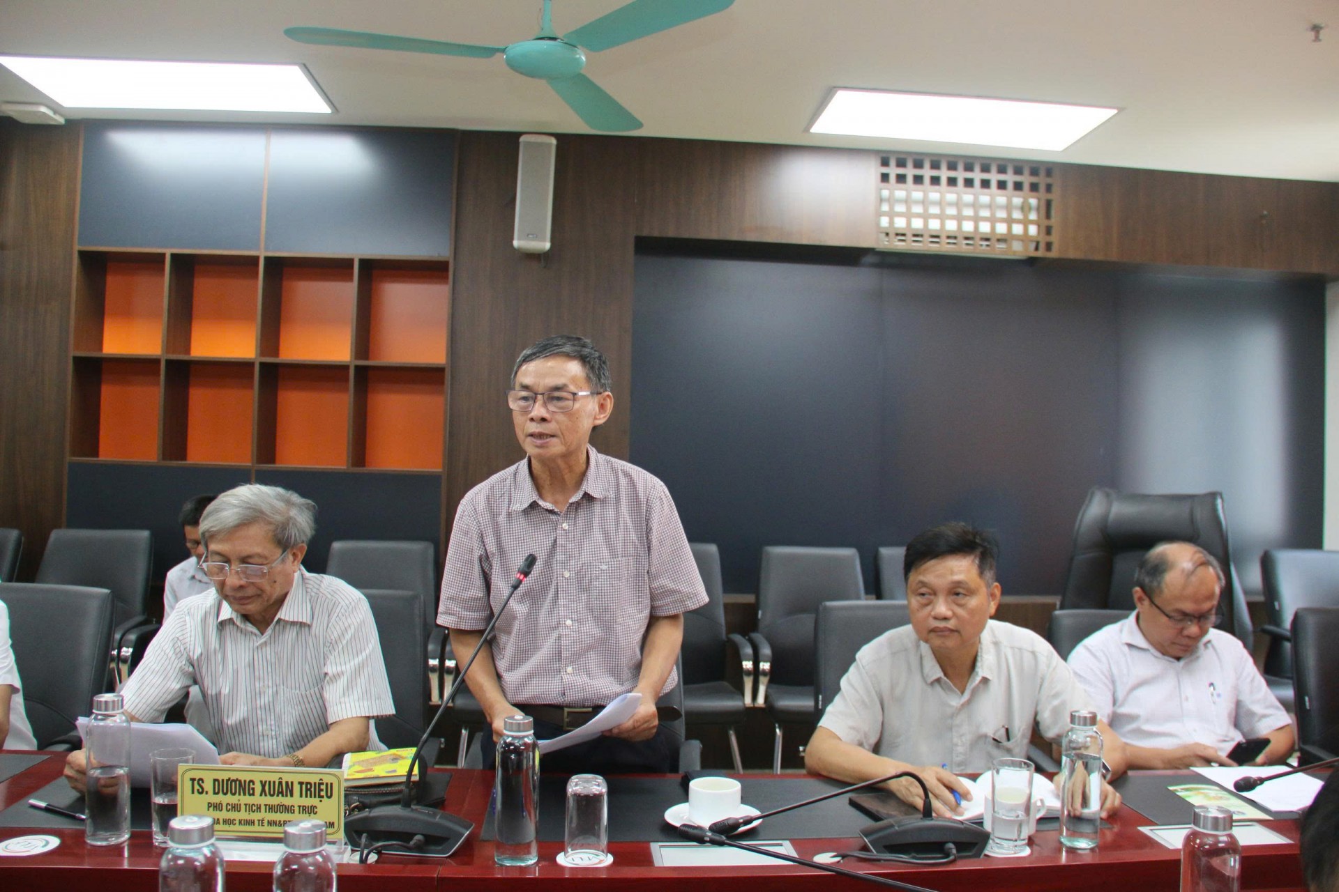 TS. Nguyễn Văn Thịnh – Phó chủ tịch kiêm tổng thư ký hội cho biết: Tính đến nay, Hội có tổng cộng 208 hội viên, trong đó có 22 hội viên tổ chức và 186 hội viên cá nhân. 